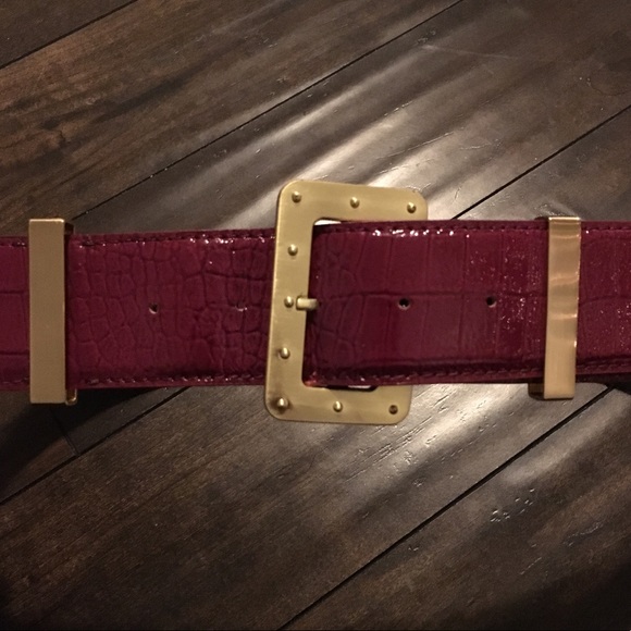 Wine and gold belt. main image 5